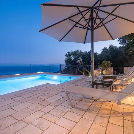 Villa Lookout - Family Friendly - Views Above Kalami Viggla