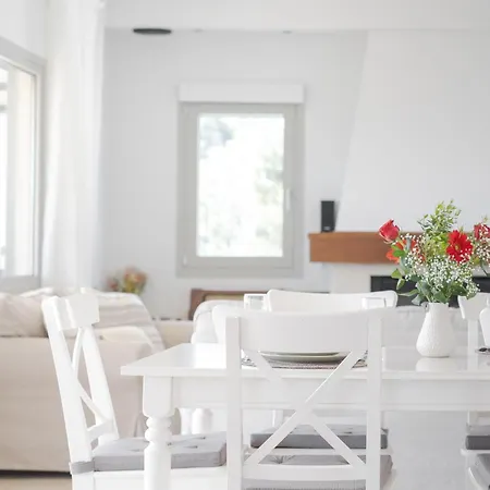 Villa Lookout - Family Friendly - Views Above Kalami *